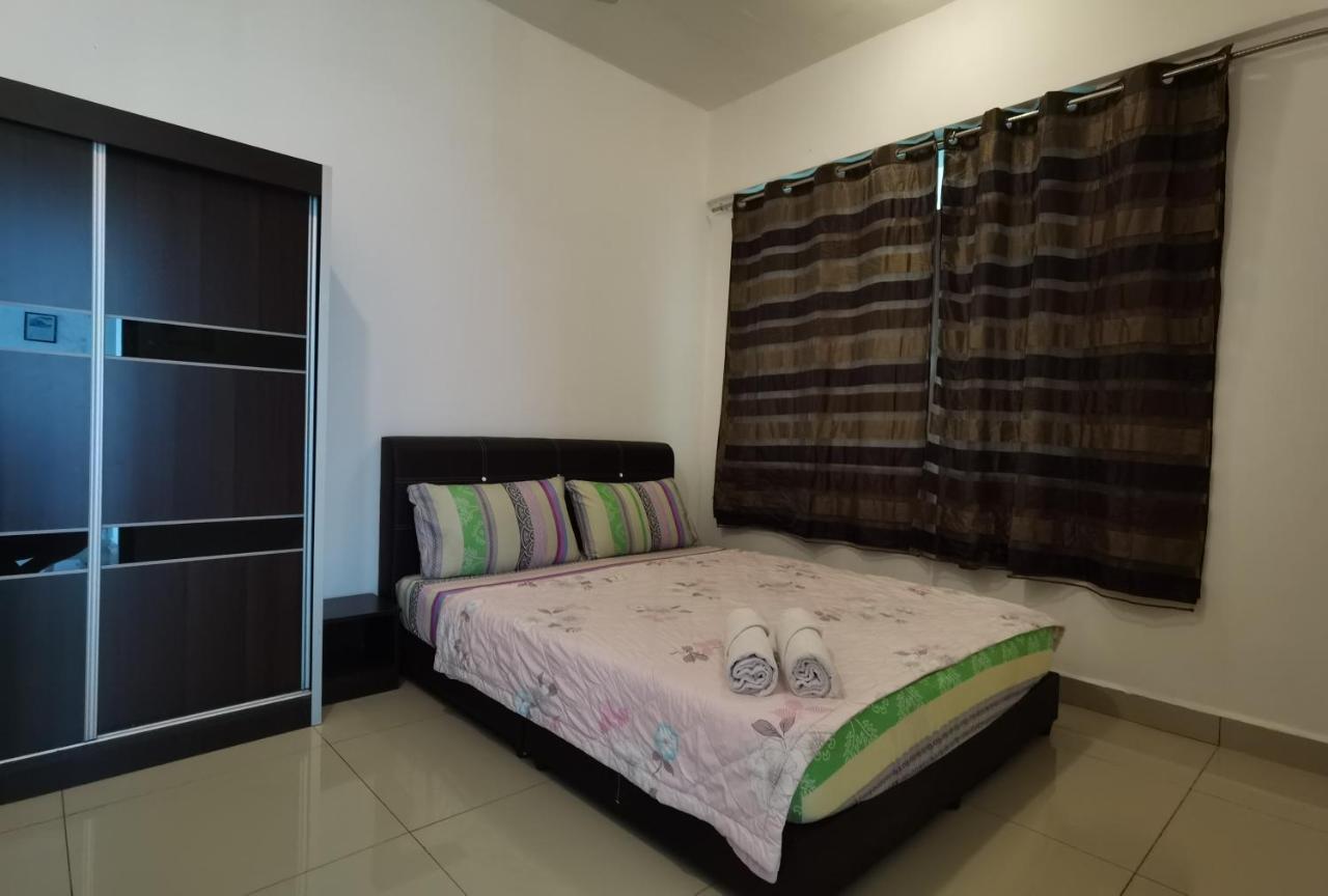 Majestic R&c 2 & 3 Apartemen