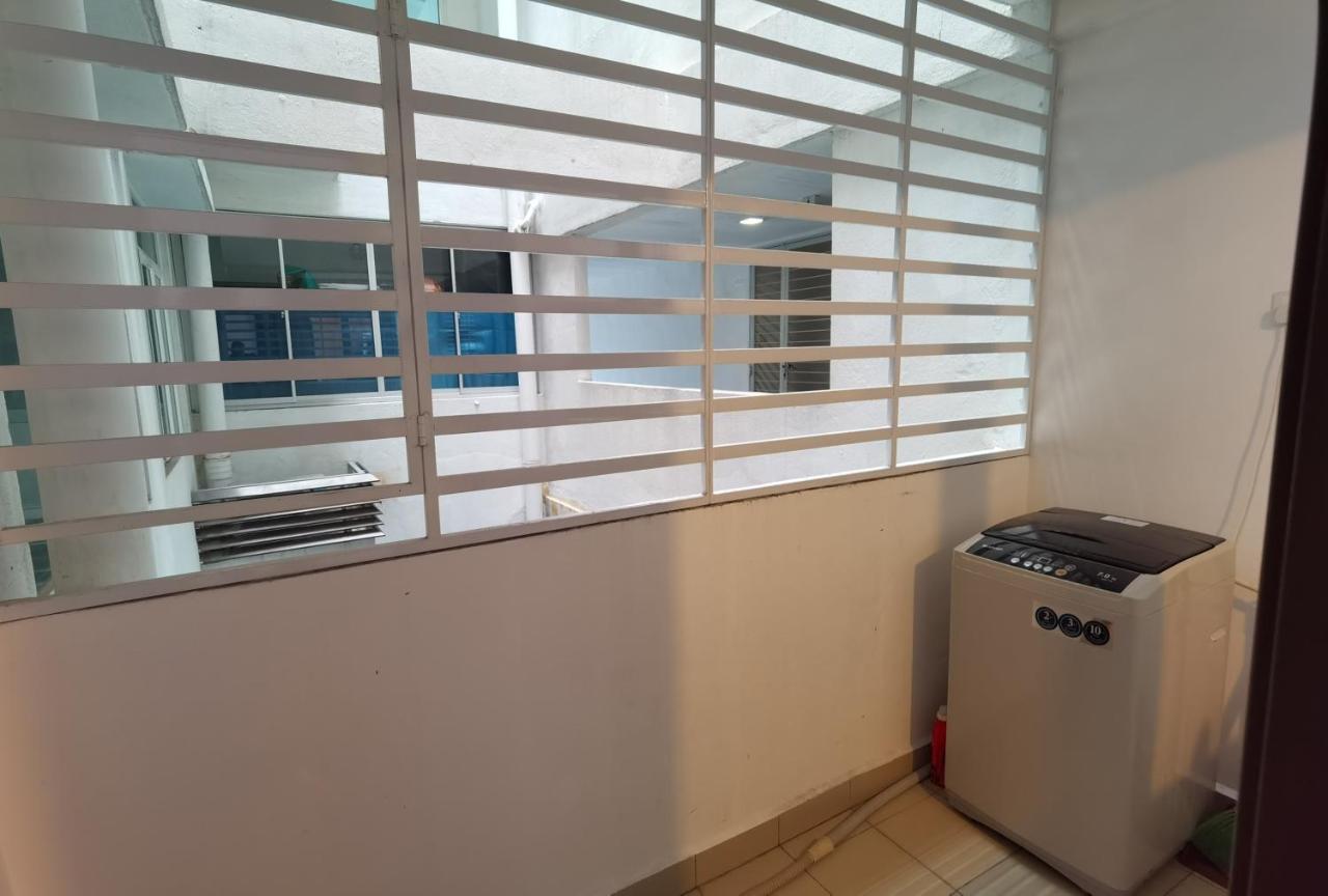 Majestic R&c 2 & 3 Apartemen