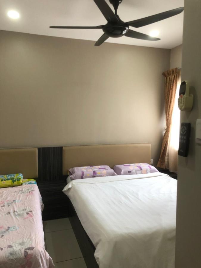 Apartemen Majestic R&c 2 & 3 *